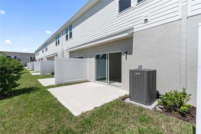 Building Photo - 15117 Cuzcorro Ct