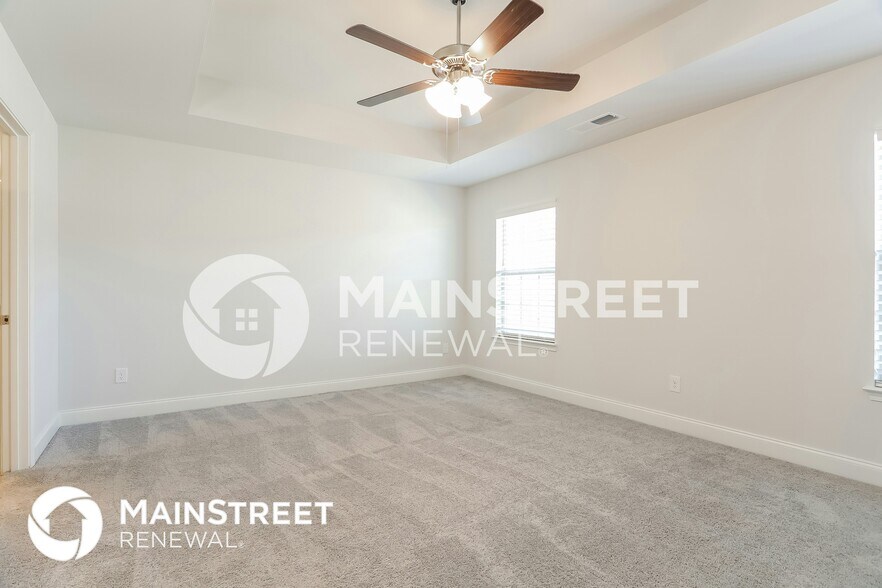 Building Photo - 324 Black Crk Trl