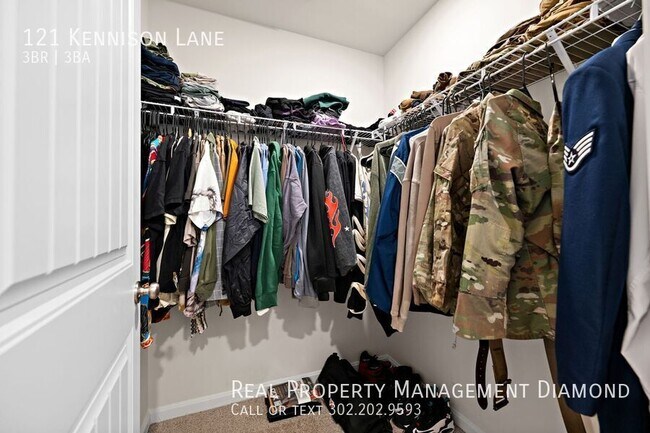 Building Photo - 121 Kennison Ln