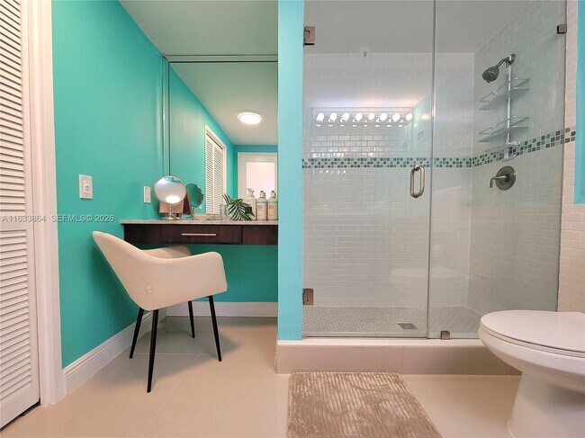 Building Photo - 3505 S Ocean Dr