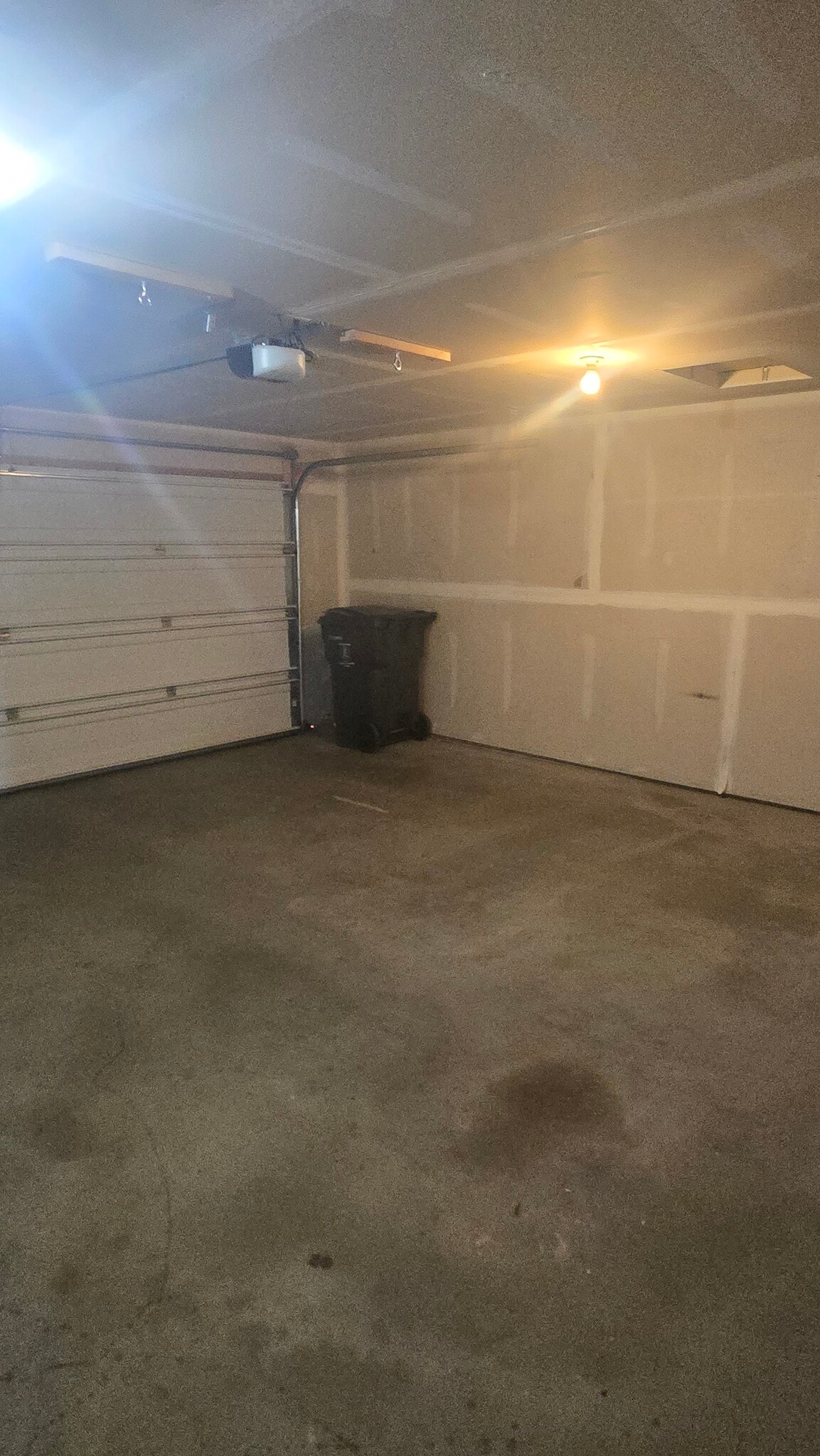 Dbl car garage - 116 Dayspring Loop