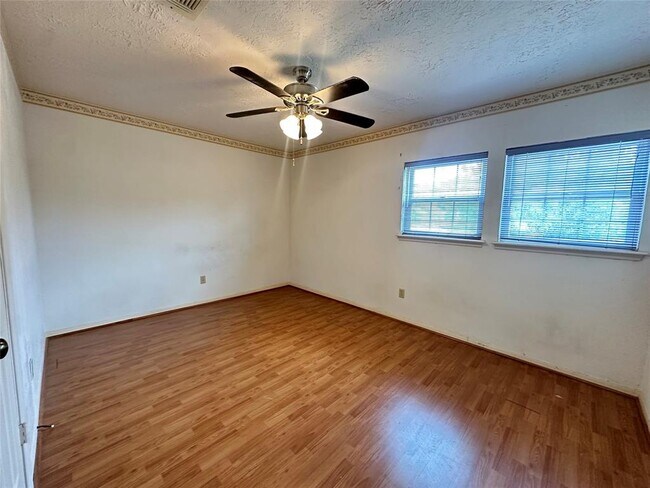 Building Photo - 3306 Kempwood Dr