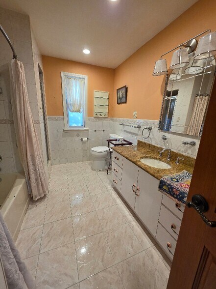 Building Photo - 4701 Avenue K