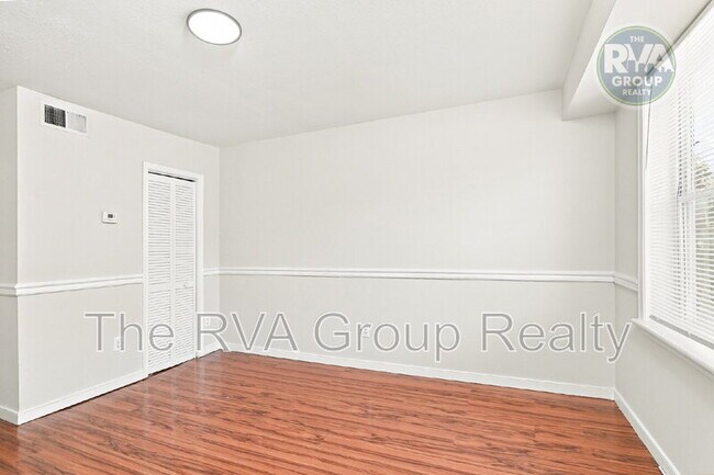 Building Photo - 3517 Briel St