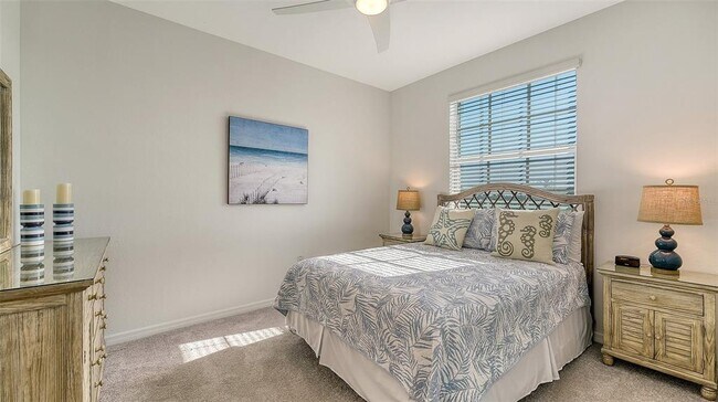 Building Photo - 12180 Wellen Golf St