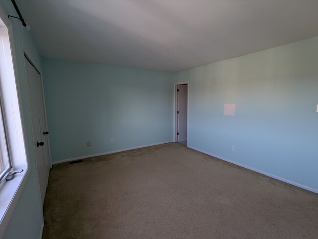 2nd Bedroom - 3229 Brookline Rd