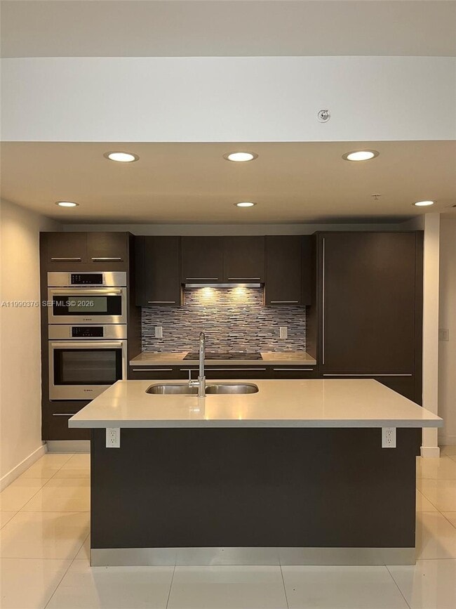 Building Photo - 7661 NW 107th Ave