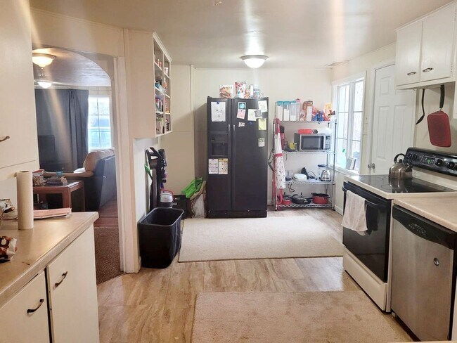 Building Photo - Beautiful Ranch-Style Home Near CU & Bould...