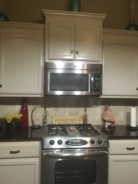 Building Photo - 141 Treasure Cv