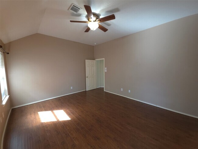 Building Photo - 19406 Stillhouse Dr