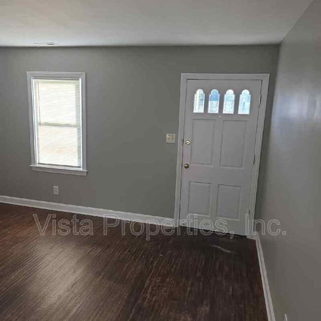 Building Photo - 1021 W Indian Trail
