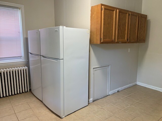 Building Photo - 332 S 43rd St