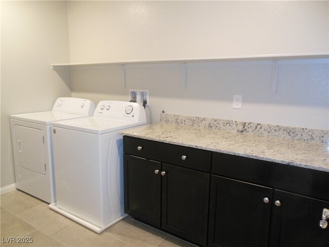 Building Photo - 2664 Crystal Quartz St