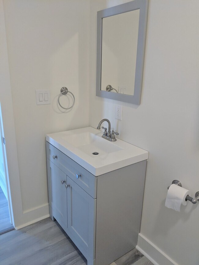 Building Photo - 4041 Van Buren Pl