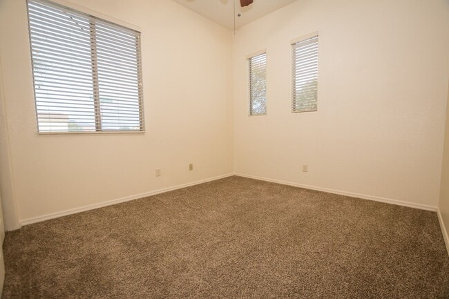 Building Photo - 1604 Laguna Nigel Dr