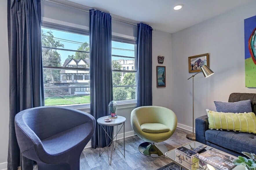 Building Photo - 510 Queens Rd