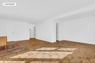 Building Photo - 55 E 9th St