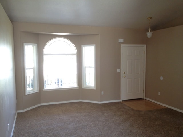 Building Photo - 263 N Sunbird Ave