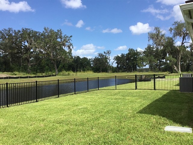 Building Photo - 3066 Creek Village Ln