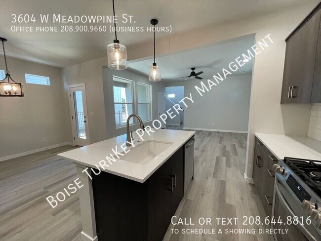 Building Photo - 3604 W Meadowpine St