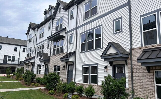 Primary Photo - 1420 Blanche St