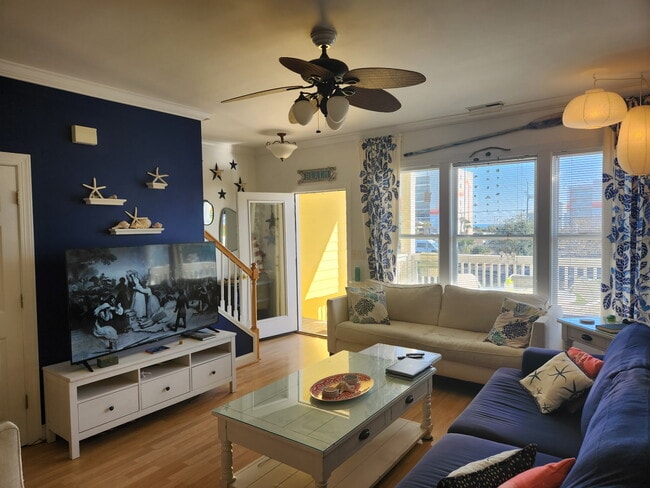 Building Photo - 1212 Bowfin Ln