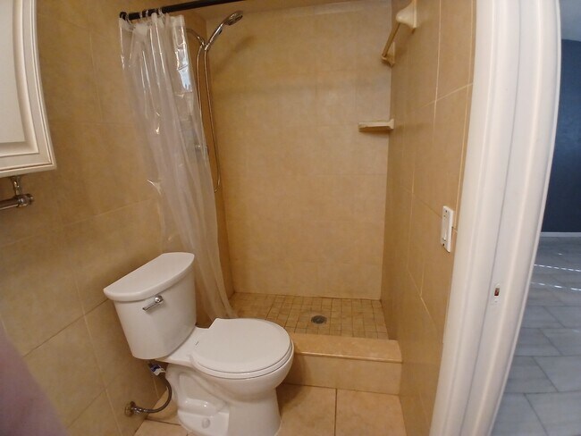 Building Photo - 5682 45th Ave N