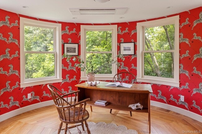 Building Photo - 243 Morton Rd