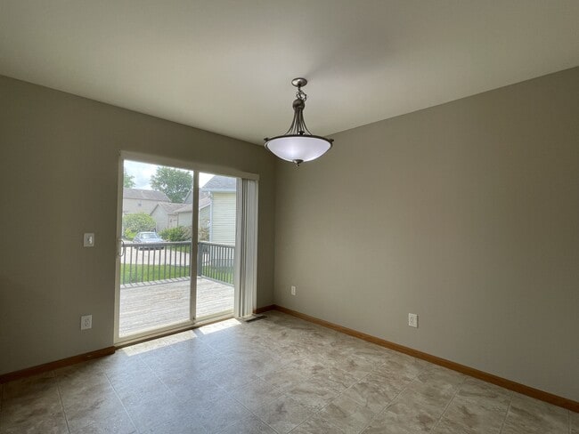 Building Photo - 3721 Frosted Leaf Dr