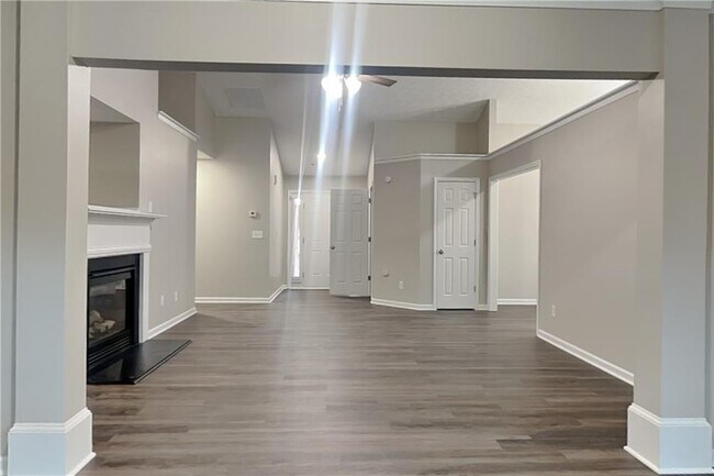 Building Photo - 1446 Dunton Green Way