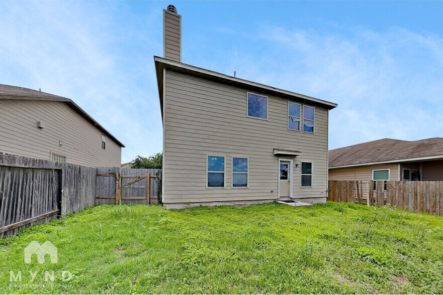 Building Photo - 440 Stonebrook Dr