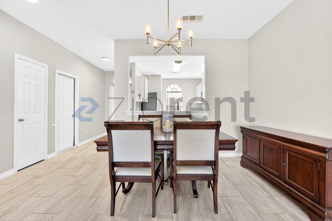 Building Photo - 312 Meadow View Ln