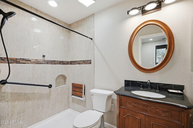 Building Photo - 9708 E Vía Linda