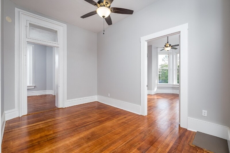 Building Photo - 811 Westover Dr