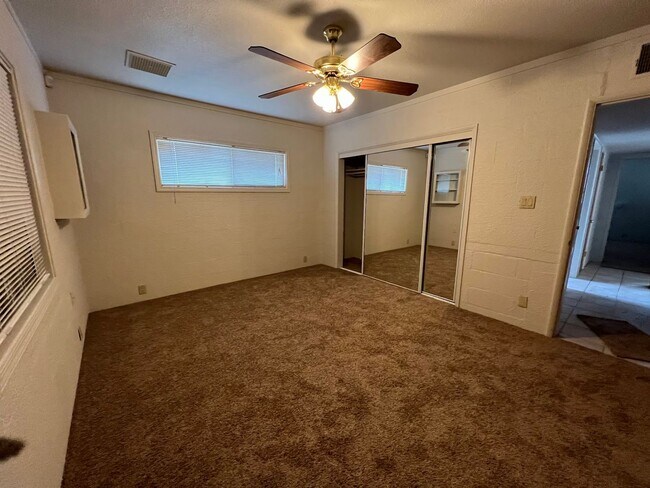 Building Photo - Gated Country Home for rent