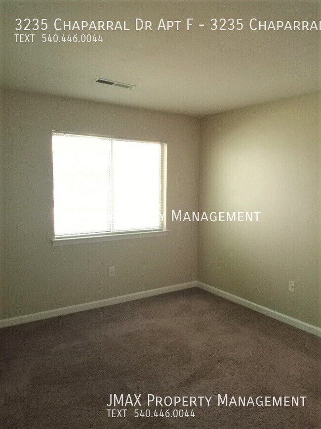 Building Photo - 3235 Chaparral Dr