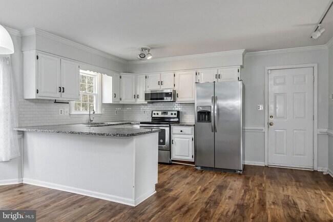 Building Photo - 2009 White Lake Dr