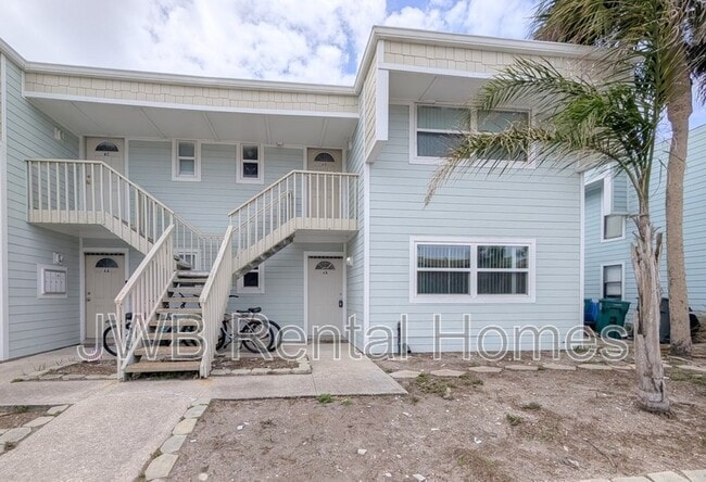 Building Photo - 1000 3rd St