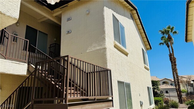 Building Photo - 4810 Grey Wolf Ln