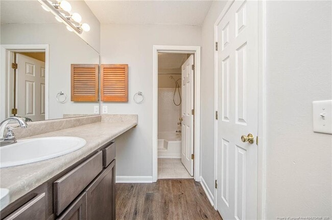 Building Photo - 6760 Willowbrook Dr
