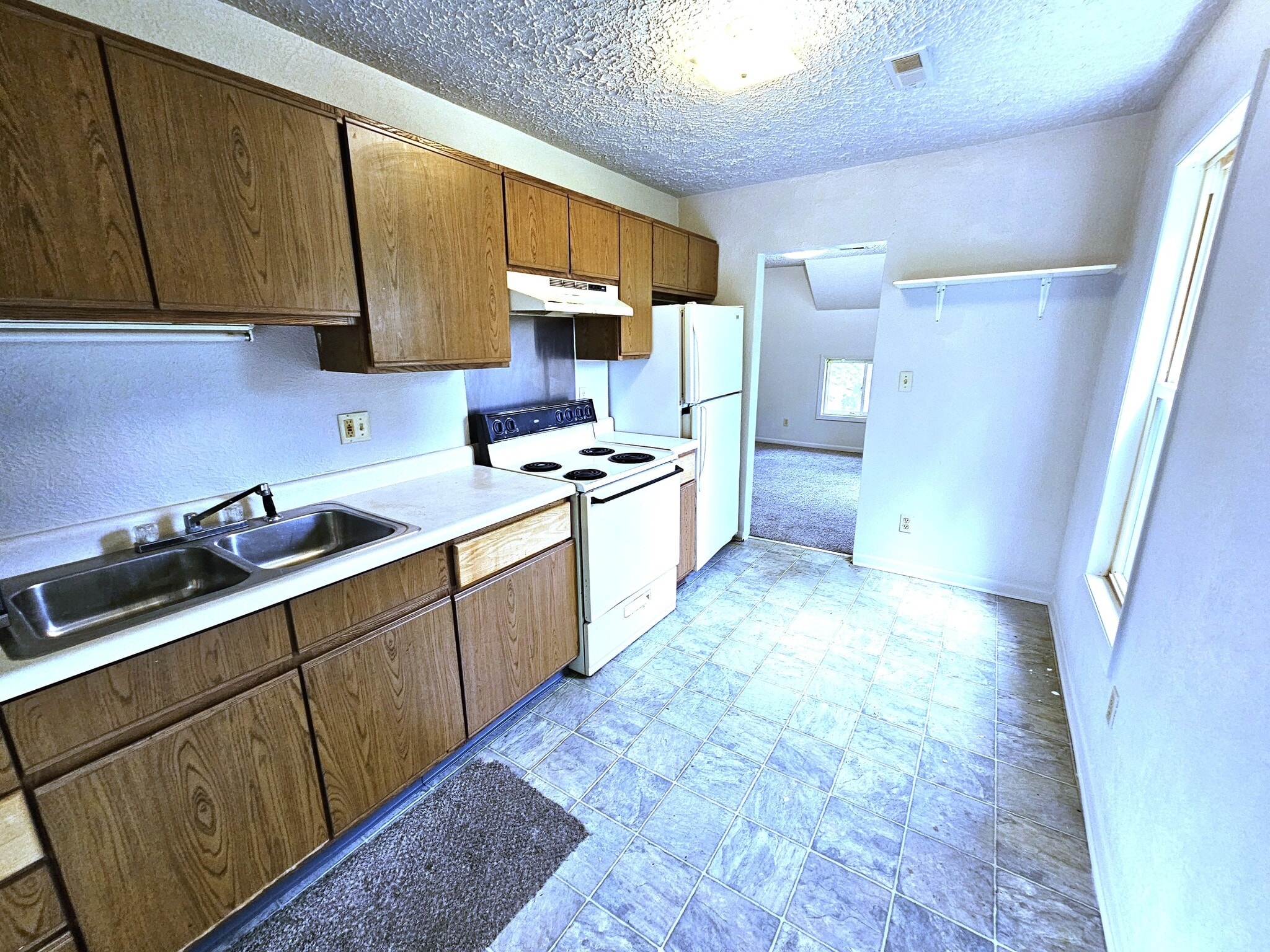 Kitchen- 12.9 x 8 - 170 Lathrop Ave