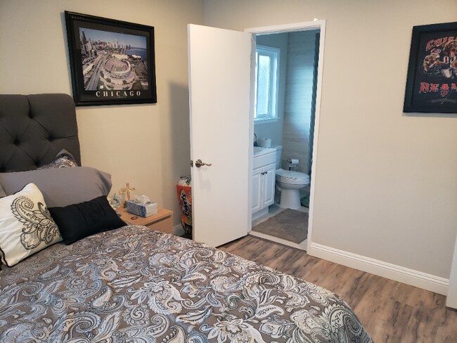 Building Photo - 3344 Petaluma Ave