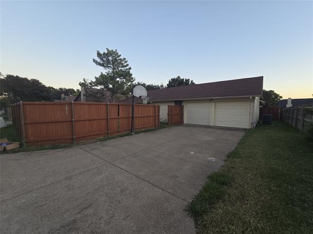 Building Photo - 1813 Eastfield Dr