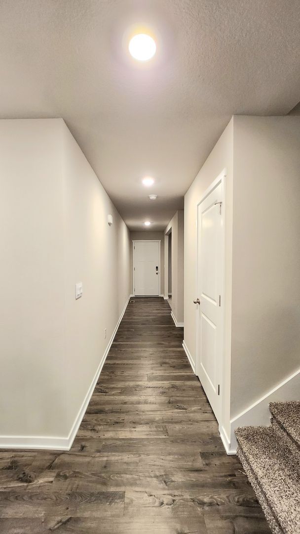 Building Photo - Modern 4BR Home Near Great Western Bike Trail | West Des Moines
