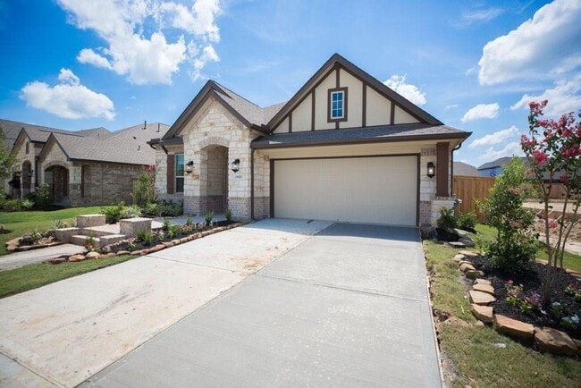 Building Photo - 15810 Vanderpool River Dr