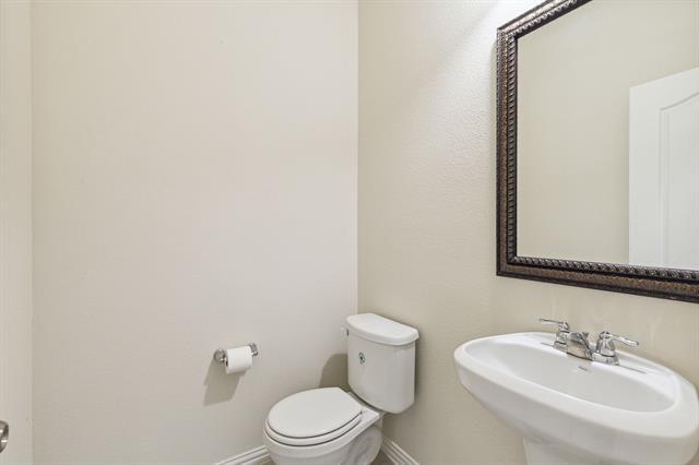 Building Photo - 6308 Meandering Creek Dr