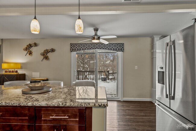 Building Photo - 208 Brookdale Ln