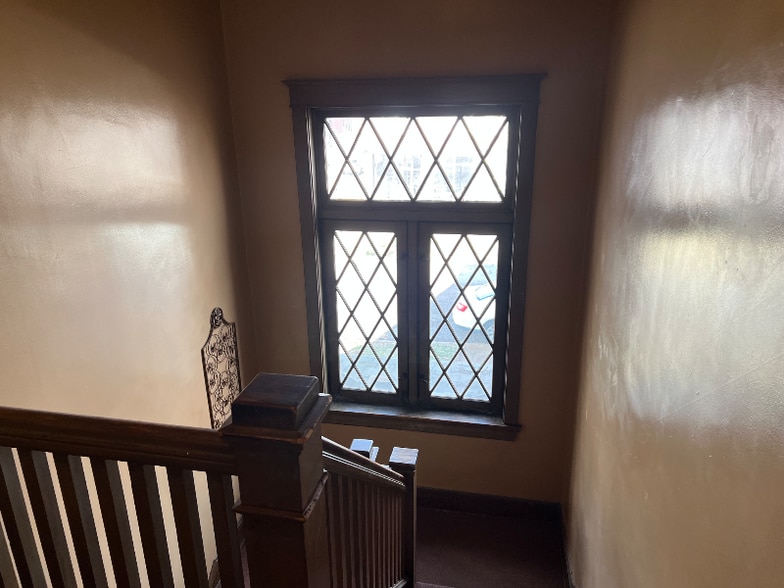 Building Photo - 5354 Murdoch Ave