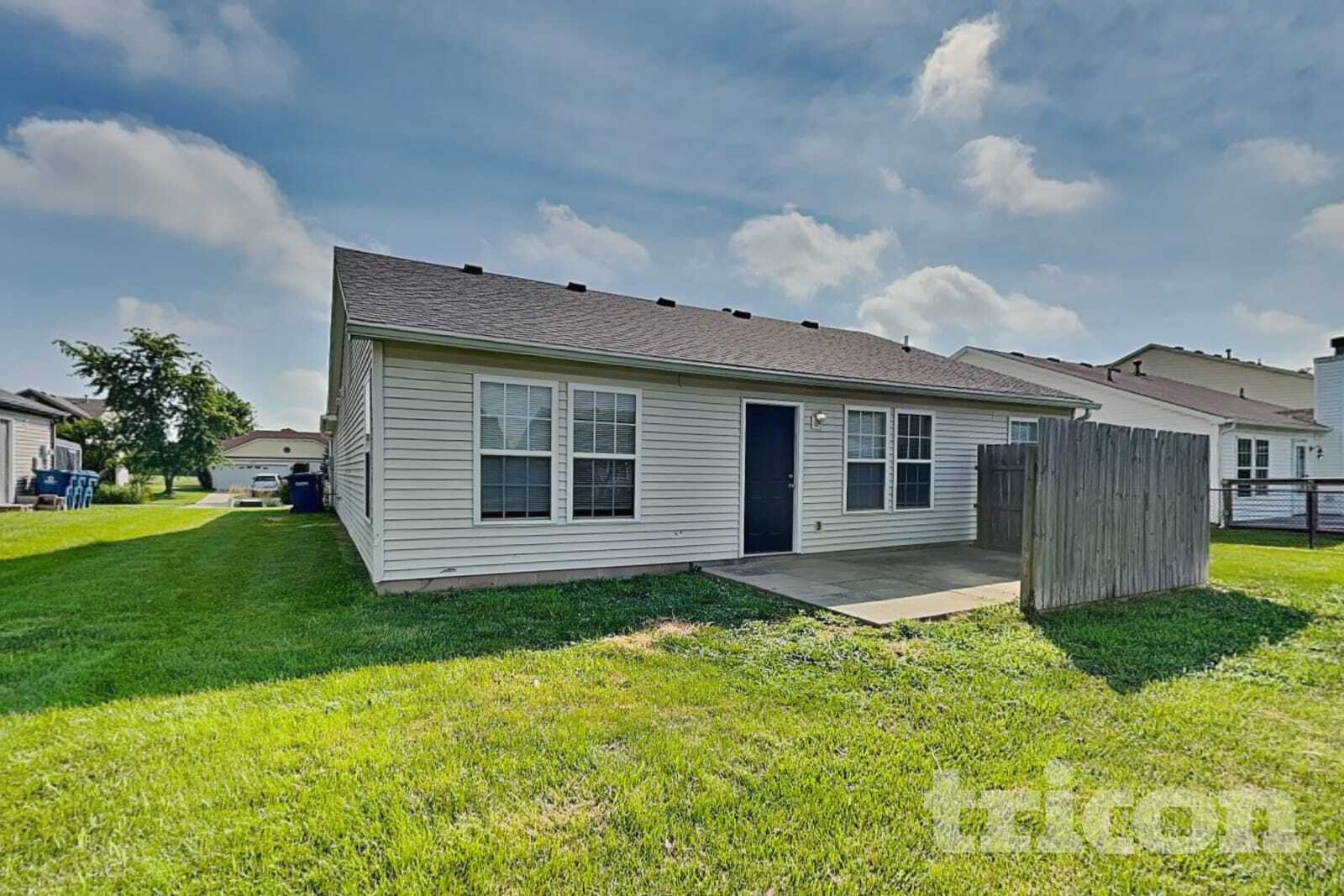Building Photo - 746 Streamside Dr
