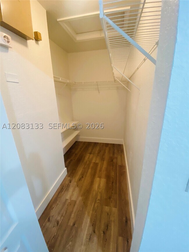 Building Photo - 21401 NW 13th Ct